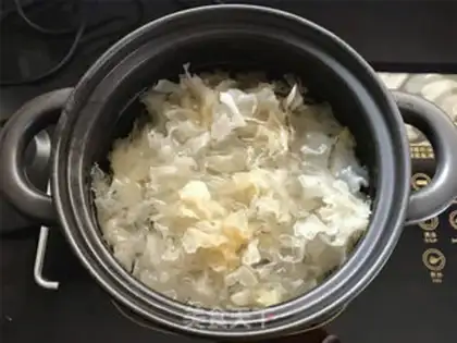 Make A silver spoon of apple date step 1