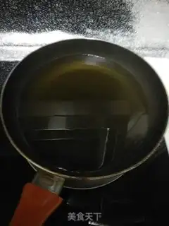 Make Homemade pepper oil step 2