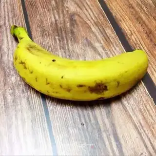 Make Skinned banana souffle step 1