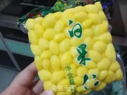 Make Pyramid egg candy step 1