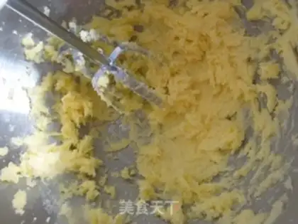Make Milky crackers step 1