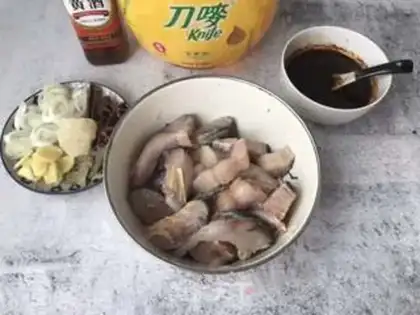 Make Smoky fish step 1