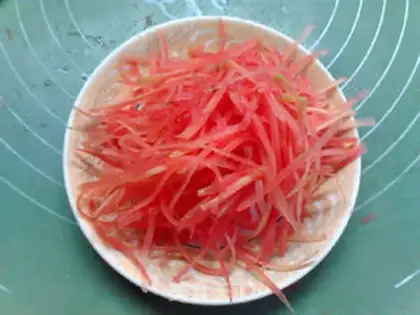 Make Seafood carrots step 4