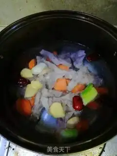 Make Carrot steak soup step 1