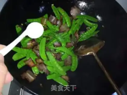 Make Spaghetti beans step 8