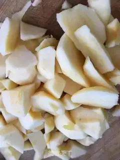 Make Apple and orange jam step 1
