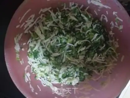 Make Little cabbage, golden mushroom dumplings step 1