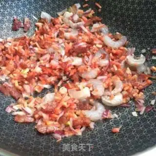 Make Weenie shrimp fried rice step 4