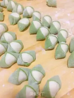 Make Cabbage dumplings step 1