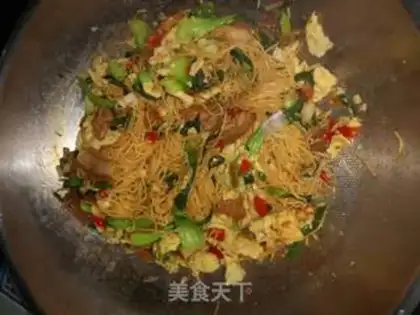 Make Fried noodles step 4