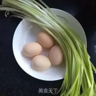 Make Yellow eggs step 0