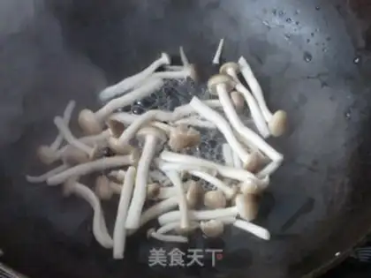 Make Five-colour fried noodles step 4