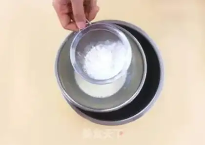 Make Blueberry with the balls step 1