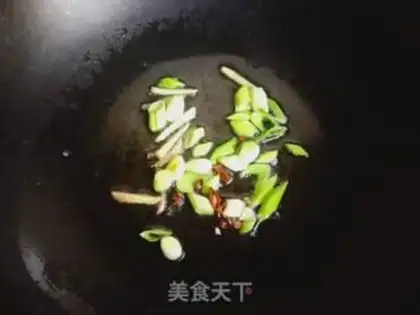 Make Shrimp spinach noodles step 5