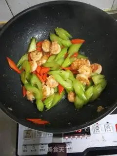 Make Cashew shrimp step 6