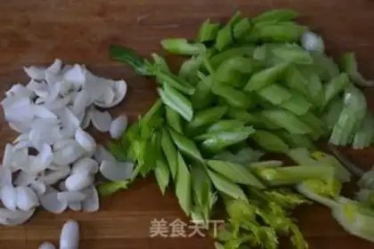 Make The Celery Lily step 1