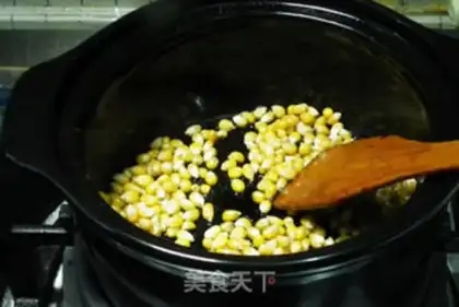 Make Sandpot popcorn step 2