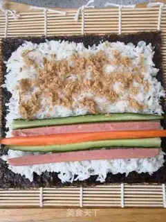 Make Sushi rolls step 4