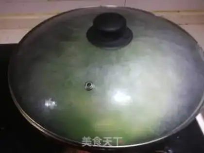 Make Peas corn fried meat step 4
