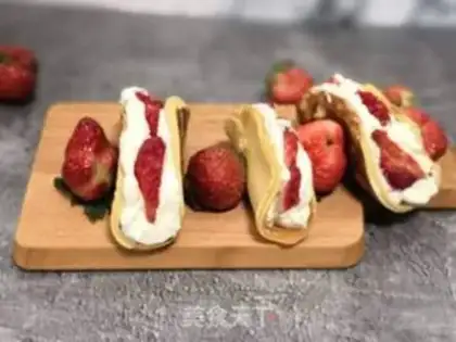 Make Strawberry cream cake step 8
