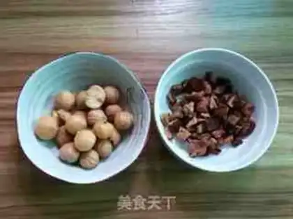 Make Weenie chestnut rice step 4