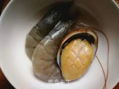 Make Three carrot noodles step 0