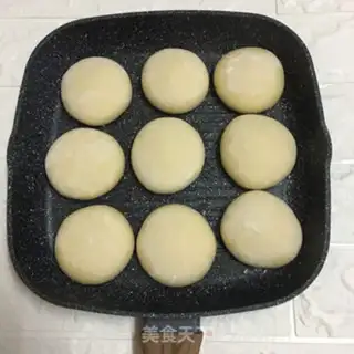 Make Red sugar cake step 9