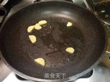 Make Garlic fried lamb step 4