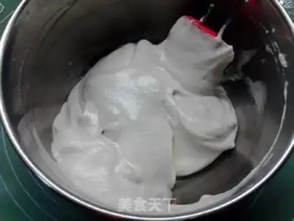 Make Red wine and greasy twirl cake step 10