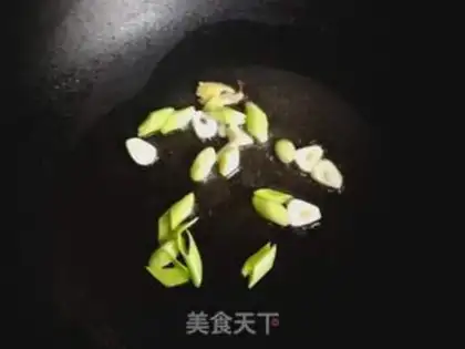 Make Three carrot noodles step 4