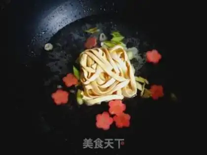 Make Three carrot noodles step 6