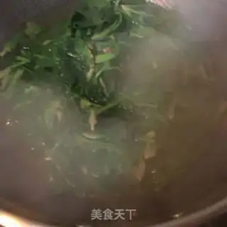 Make Pineapple with hair step 9