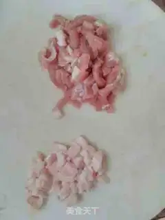 Make Garlic fried meat step 1