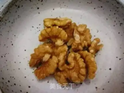 Make Chestnut date walnut rice step 2
