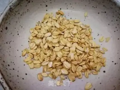 Make Chestnut date walnut rice step 4