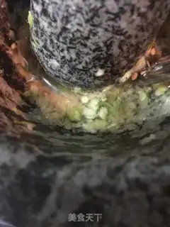 Make Pineapple with hair step 17