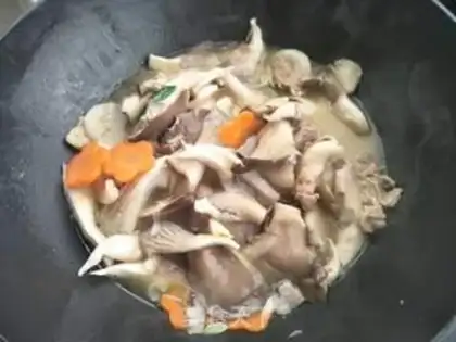 Make Five flowers for mushrooms step 6
