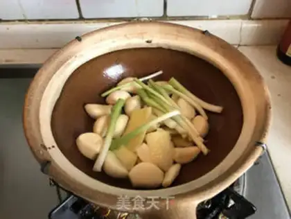 Make Garlic and yellow step 3