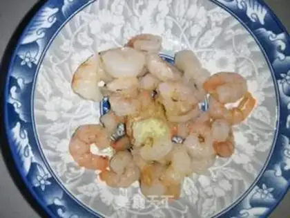 Make Pelican shrimp broccoli step 1