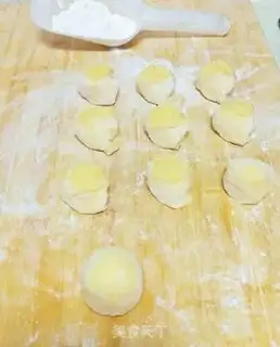 Make Gold bean sandbag step 2