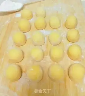 Make Gold bean sandbag step 3