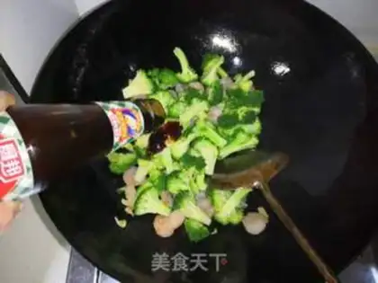 Make Pelican shrimp broccoli step 8