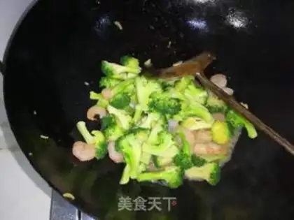 Make Pelican shrimp broccoli step 10