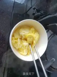 Make Eggs, spinach, rice powder step 3
