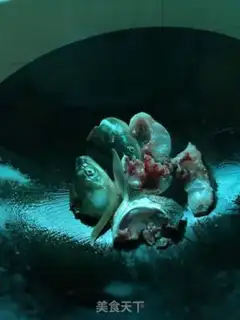 Make Fish head soup step 2
