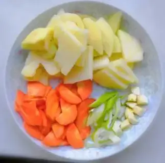 Make Carrot and potatoes step 0