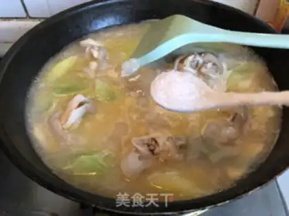 Make Roasted pig hoof soup step 8
