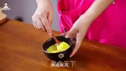 Make Korean beef pastry soup step 5