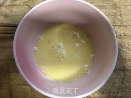 Make Tomato egg noodles step 1