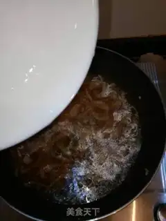 Make Crab bar and cabbage fan soup step 5